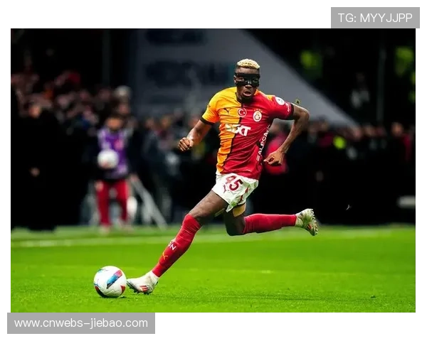 那不勒斯客场挑战哥本哈根，奥斯梅恩头球战术攻坚人工草皮